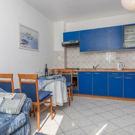 Apartmani Adria Lila Crikvenica Dramalj Zewnętrze zdjęcie